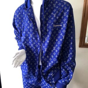 Luis Vuitton Supreme zipper up and jumper pants